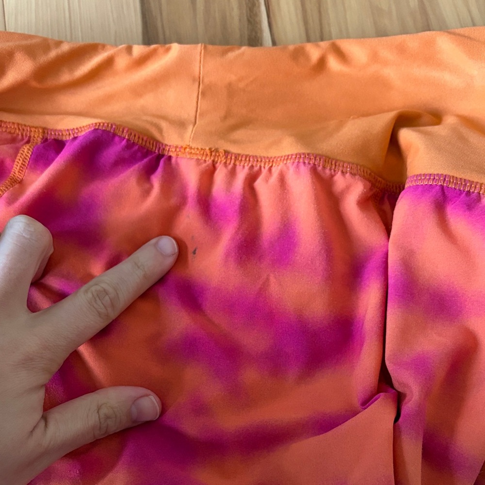 Janji cadence 4” running short - slight defect - Picture 5 of 5